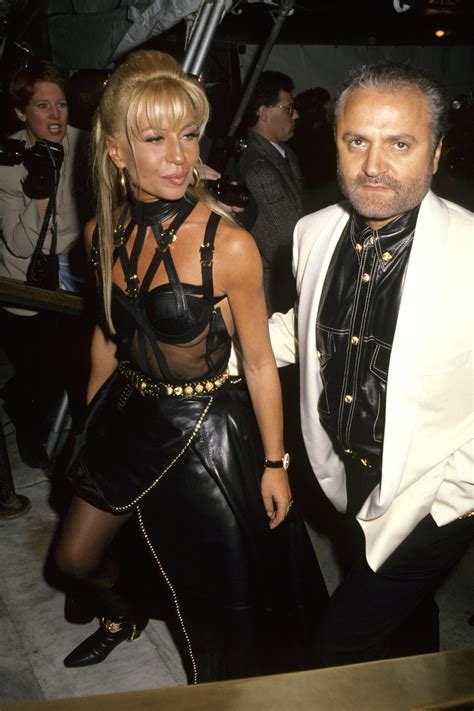 donatella versace 1992 vogue|donatella versace old pictures.